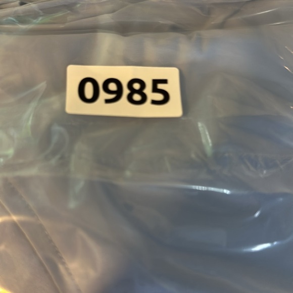 DULUTH TRADING LONG SLEEVE BASE LAYER, THUMB HOLE CUFFS, LONG TAIL med RN#106803 - Picture 11 of 11